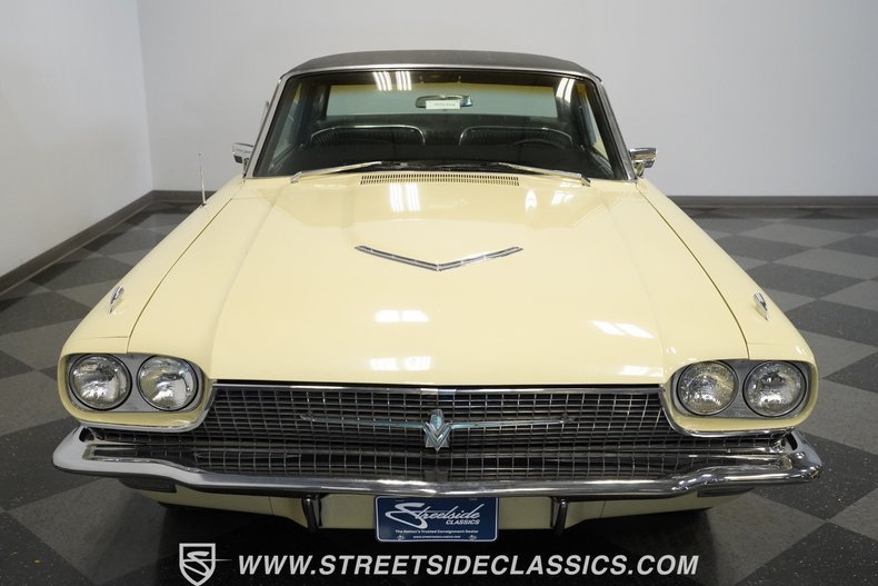 Unknown-Thunderbird-1966-Ivy-Yellow-Black-45