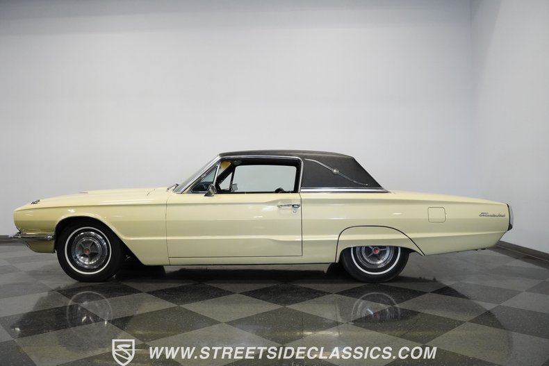 Unknown-Thunderbird-1966-Ivy-Yellow-Black