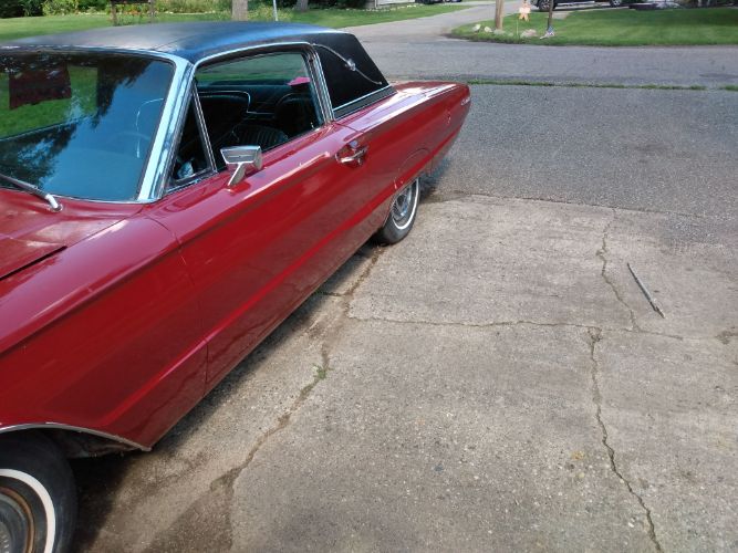 Unknown-Thunderbird-1966-Red-7