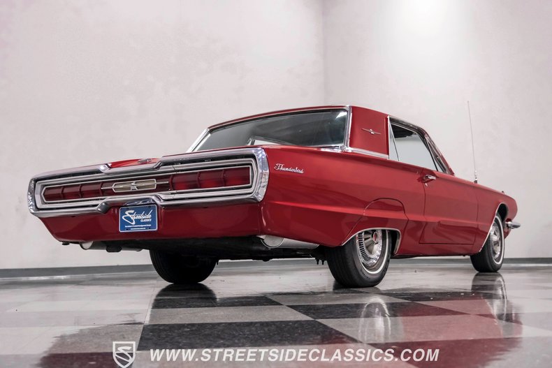 Unknown-Thunderbird-1966-Red-Black-27