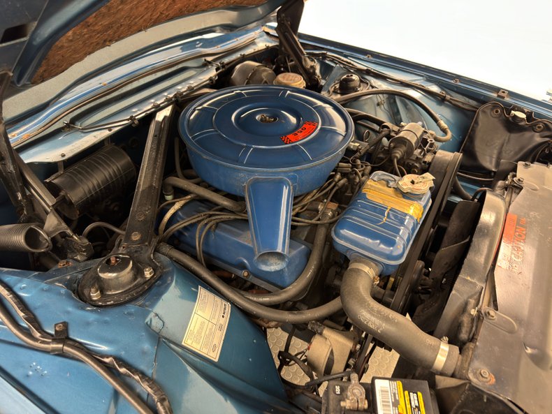 Unknown-Thunderbird-1966-Sapphire-Blue-Dark-Blue-30
