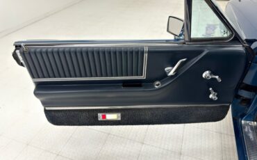 Unknown-Thunderbird-1966-Sapphire-Blue-Dark-Blue-35