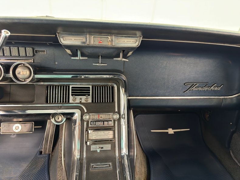Unknown-Thunderbird-1966-Sapphire-Blue-Dark-Blue-45