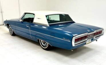 Unknown-Thunderbird-1966-Sapphire-Blue-Dark-Blue-9