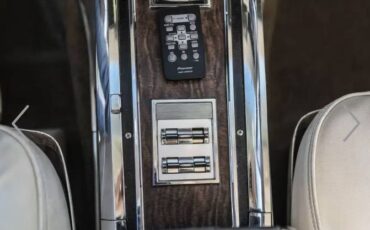 Unknown-Thunderbird-1966-Windsor-whiteLight-21