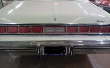 Unknown-Thunderbird-1975-White-17