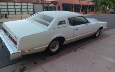 Unknown-Thunderbird-1975-White-8