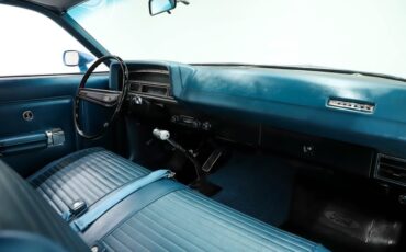 Unknown-Torino-1970-Medium-Blue-Metallic-Blue-33