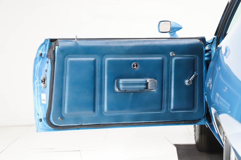 Unknown-Torino-1970-Medium-Blue-Metallic-Blue-9
