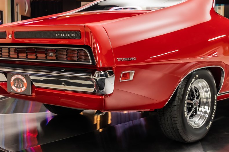 Unknown-Torino-1970-Red-Black-37