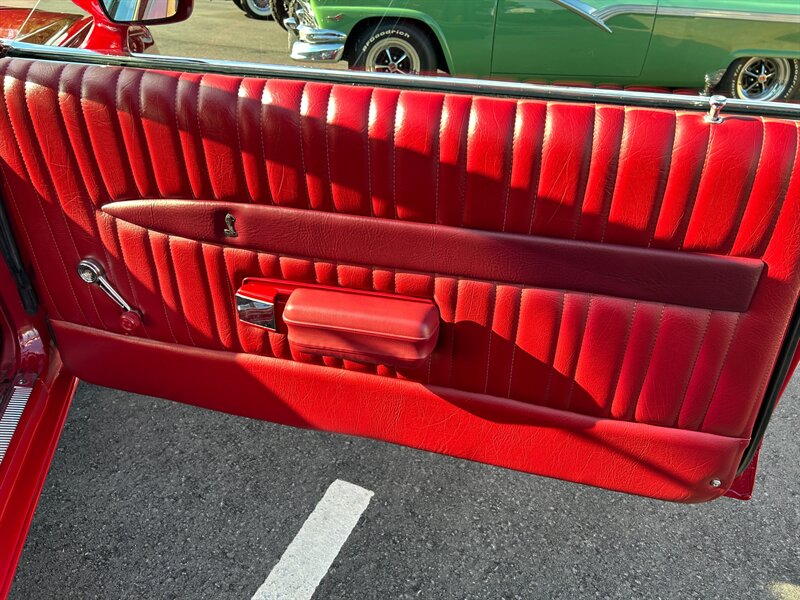 Unknown-Torino-1970-Red-Red-28