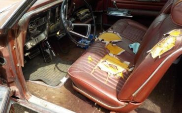 Unknown-Toronado-1966-Red-14