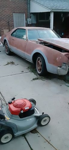 Unknown-Toronado-1967-12