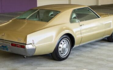 Unknown-Toronado-1969-2