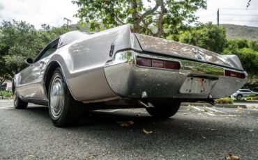Unknown-Toronado-1969-Electric-Candy-Silve-Black-27