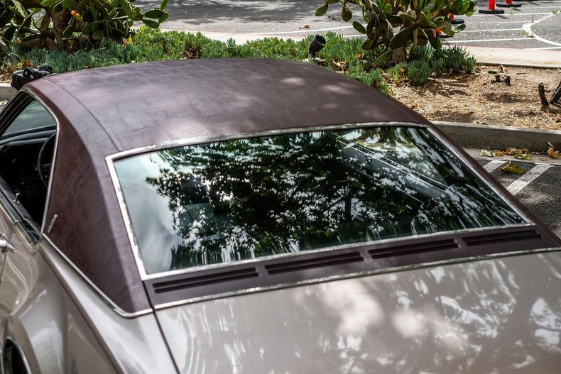 Unknown-Toronado-1969-Electric-Candy-Silve-Black-3