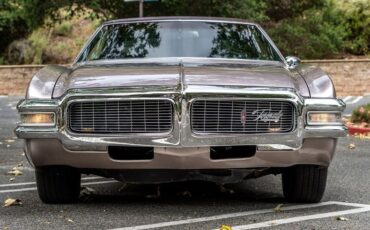 Unknown-Toronado-1969-Electric-Candy-Silve-Black-4