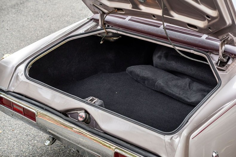 Unknown-Toronado-1969-Electric-Candy-Silve-Black-47