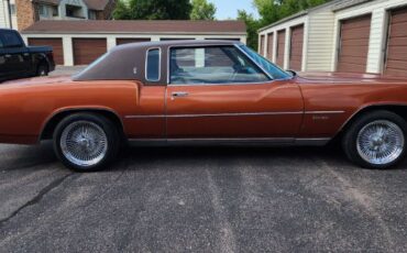 Unknown-Toronado-1975-5