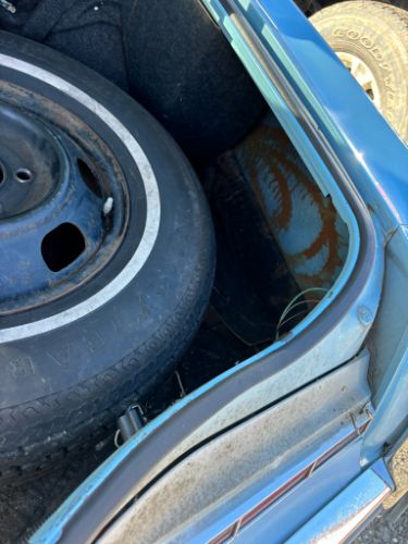 Unknown-Toronado-1975-Blue-15