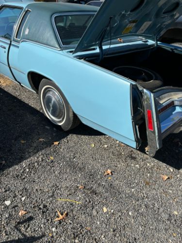 Unknown-Toronado-1975-Blue-17