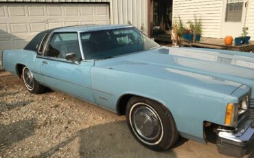 Unknown-Toronado-1975-Blue-2