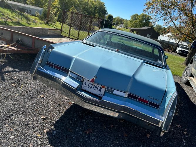 Unknown-Toronado-1975-Blue-22