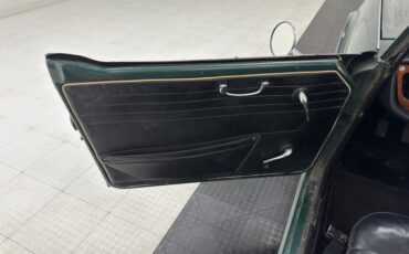 Unknown-Tr4-1964-British-Racing-Green-Black-34
