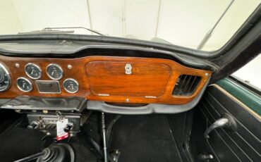 Unknown-Tr4-1964-British-Racing-Green-Black-46