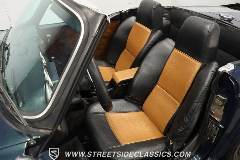Unknown-Tr6-1972-British-Racing-Green-Black-10