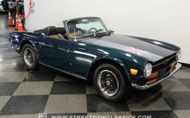 Unknown-Tr6-1972-British-Racing-Green-Black-24