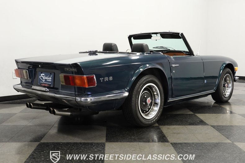 Unknown-Tr6-1972-British-Racing-Green-Black-29