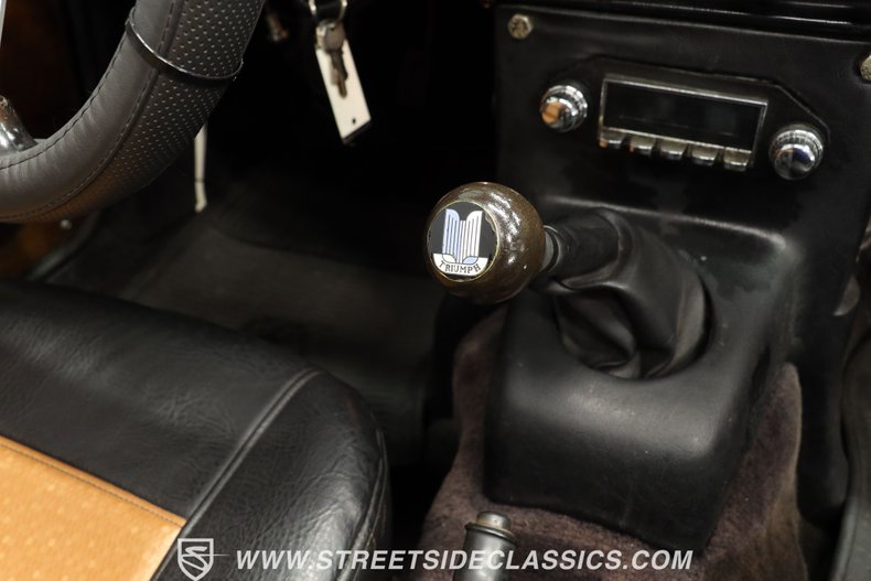 Unknown-Tr6-1972-British-Racing-Green-Black-44
