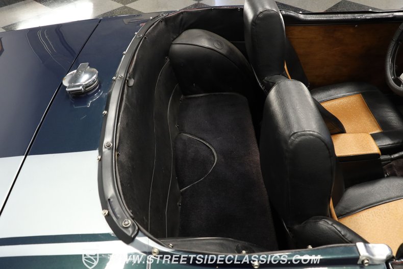 Unknown-Tr6-1972-British-Racing-Green-Black-46