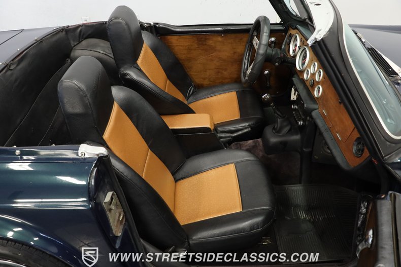 Unknown-Tr6-1972-British-Racing-Green-Black-47