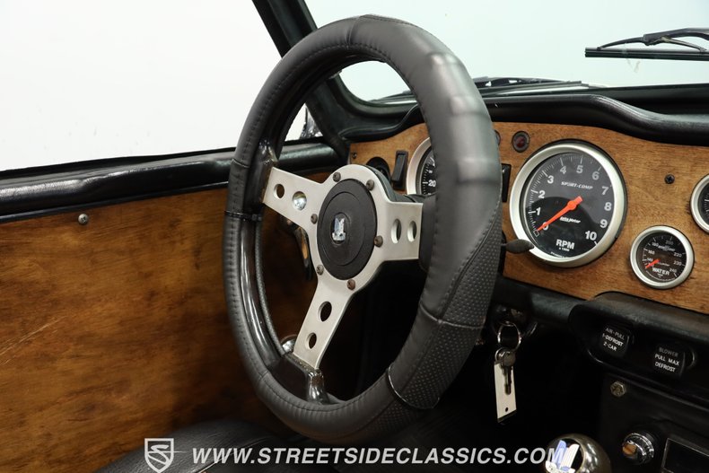 Unknown-Tr6-1972-British-Racing-Green-Black-48