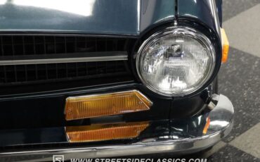 Unknown-Tr6-1972-British-Racing-Green-Black-5