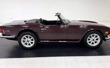 Unknown-Tr6-1972-Maroon-Black-10