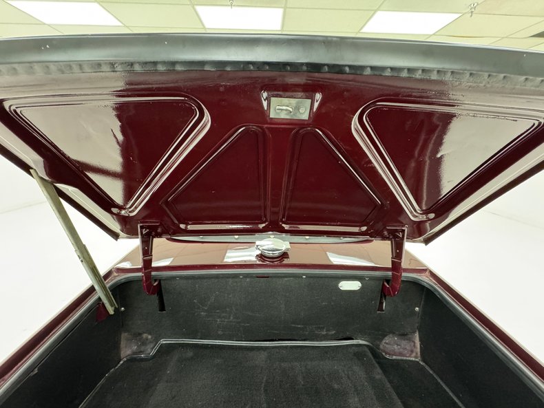 Unknown-Tr6-1972-Maroon-Black-29