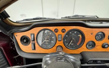 Unknown-Tr6-1972-Maroon-Black-38