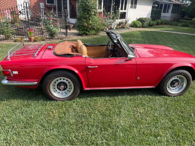 Unknown-Tr6-1972-Red-Tan-10