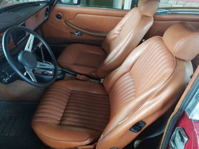 Unknown-Tr6-1973-Maroon-Tan-8