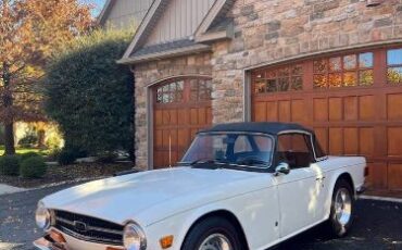 Unknown-Tr6-1973-White
