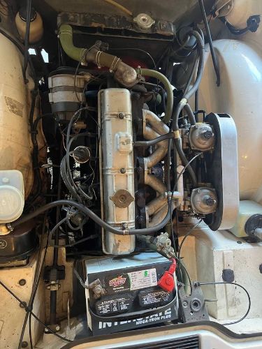 Unknown-Tr6-1973-White-9