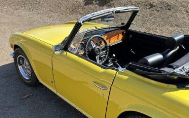 Unknown-Tr6-1973-Yellow-Black-1