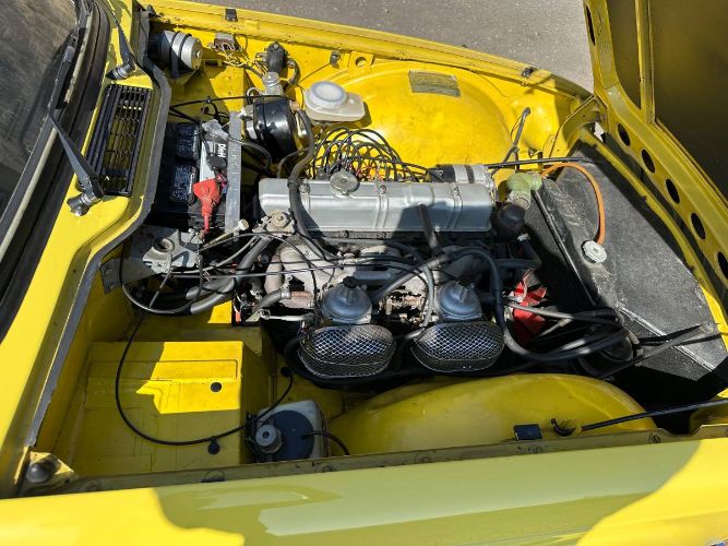 Unknown-Tr6-1973-Yellow-Black-4