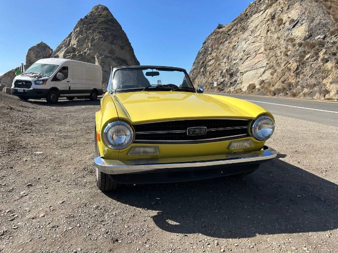 Unknown-Tr6-1973-Yellow-Black-7