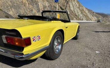Unknown-Tr6-1973-Yellow-Black-8