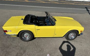 Unknown-Tr6-1973-Yellow-Black-9