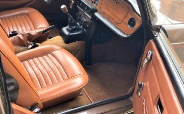 Unknown-Tr6-1974-British-Leyland-brow-10